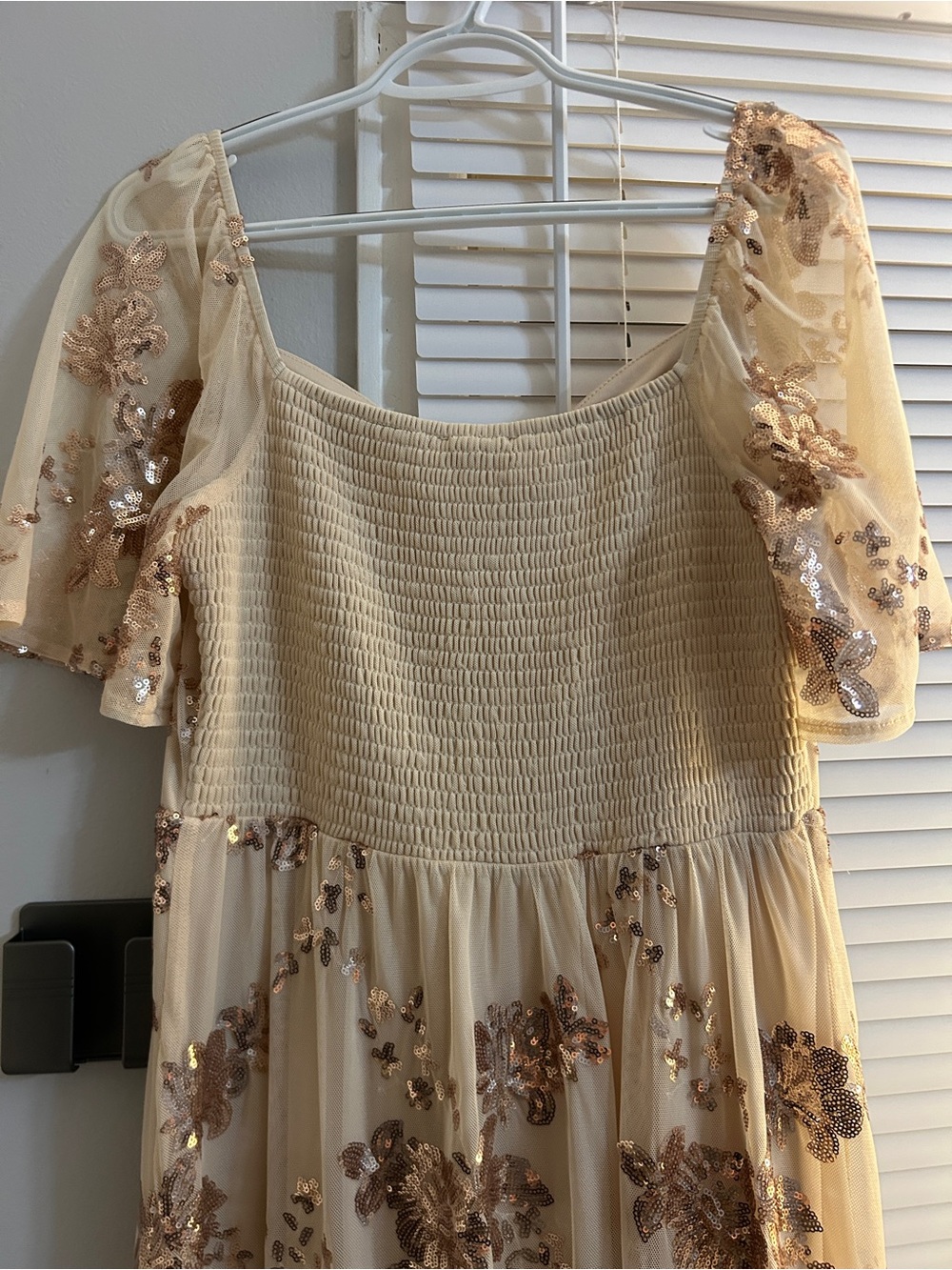 NWT Baltic Born Karina Sequin Maxi Dress Size Large Champagne - Picture 7 of 12